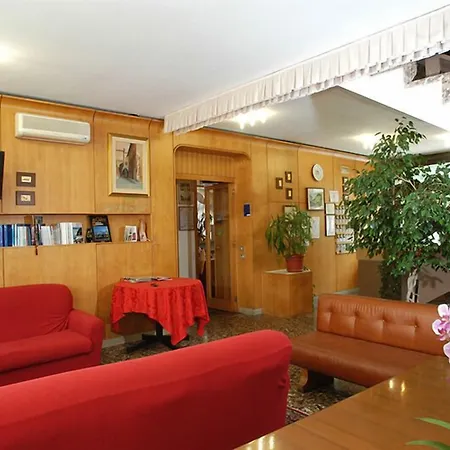 Ristorante Tre Galletti Hotel