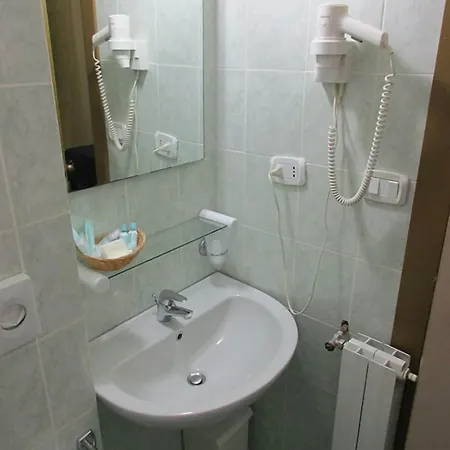 Hotel Ristorante Tre Galletti 3*